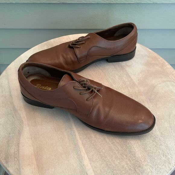 Bata Mens Size 10 Oxfords Lace Up Polished Brown Almond Toe Loafer Shoes - Picture 1 of 16